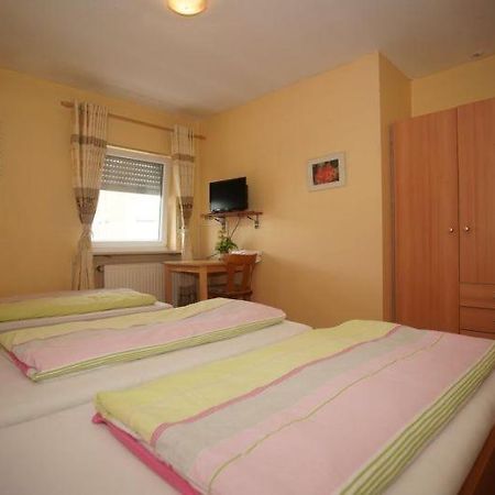 Pension Doeppert Нюрнберг Экстерьер фото