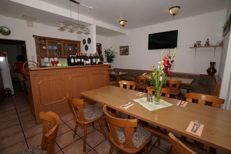 Pension Doeppert Нюрнберг Экстерьер фото
